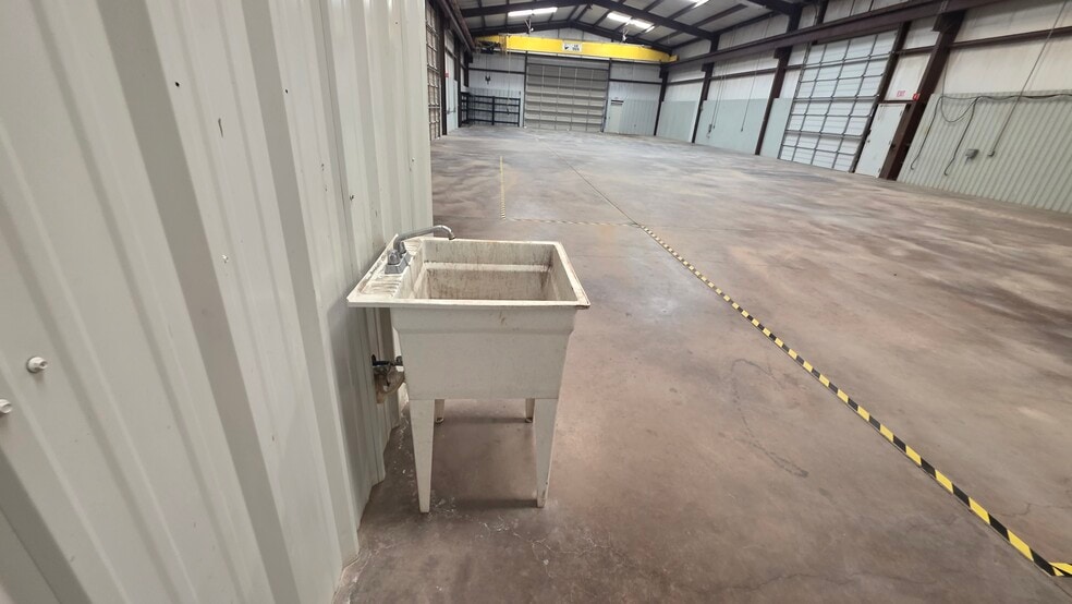 More Photos Of 5505 S FM 1788, Midland Warehouse For Sale