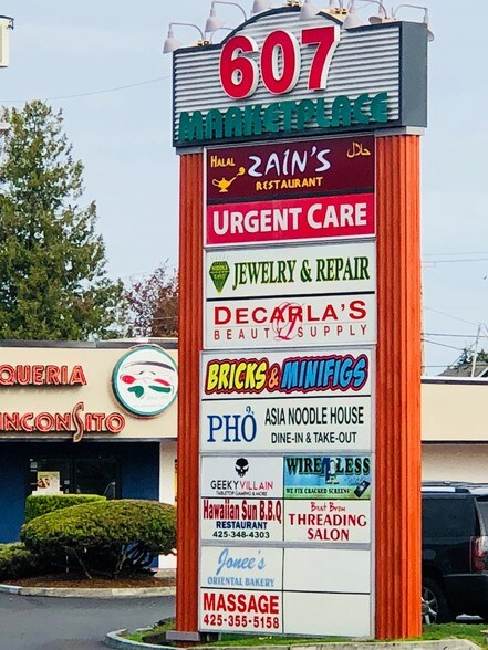 More Photos Of 607 SE Everett Mall Way, Everett General Retail For Lease
