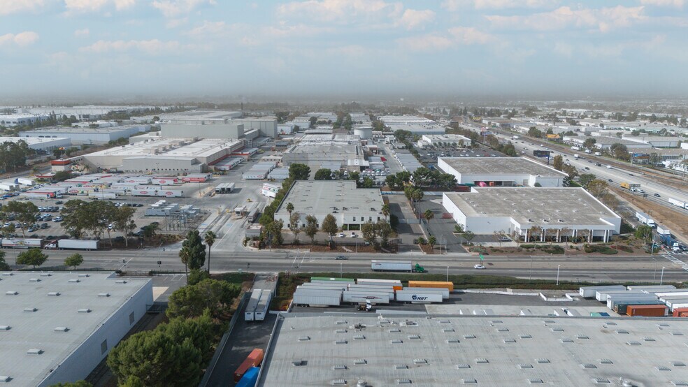 More Photos Of 2121 S Wilmington Ave, Compton Warehouse For Sale