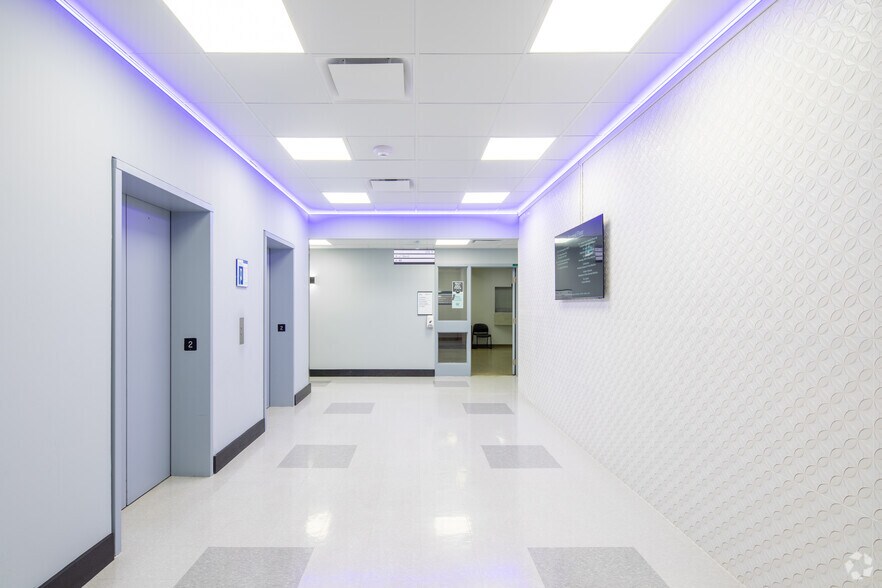 More Photos Of 2115 Finch Av W, Toronto Medical For Lease