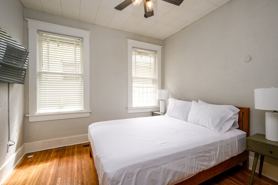 More Photos Of 2059 Oliver Ave, Memphis Multifamily For Sale