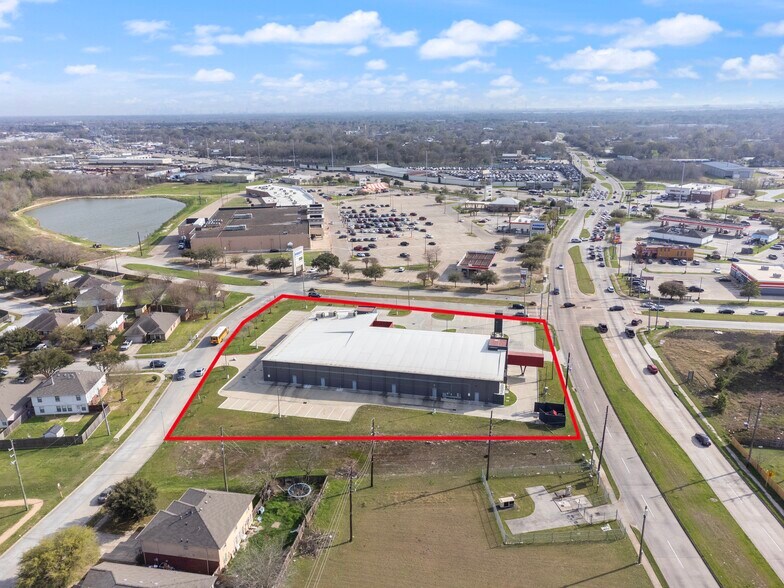 More Photos Of 9802 Antoine Dr, Houston Storefront Retail Office For Lease