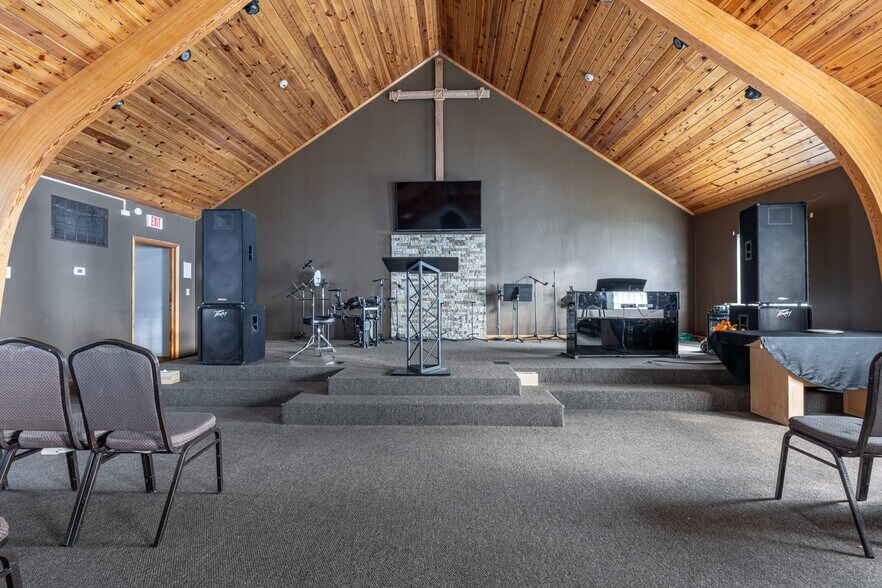 More Photos Of 2552 Bushnell Ave, Dayton Religious Facility For Sale