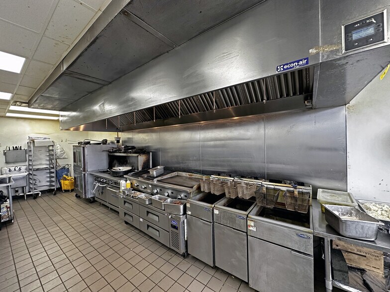 More Photos Of 200 Main St, Hobart Restaurant For Sale