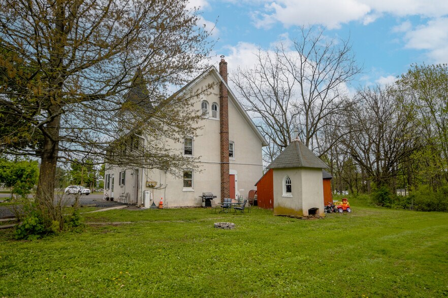 More Photos Of 1 S Main St, Richlandtown Apartments For Sale