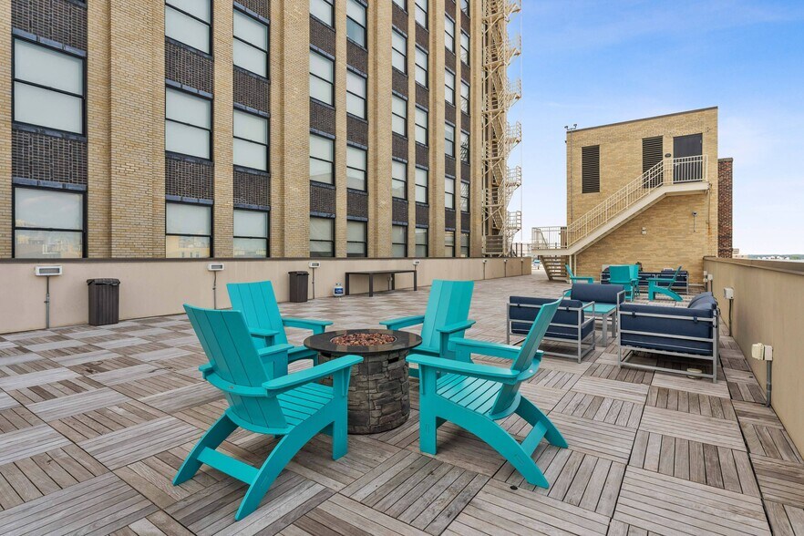 More Photos Of 114 E Franklin St, Richmond Apartments For Sale