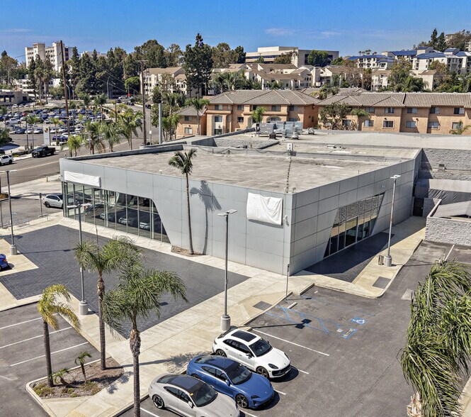 More Photos Of 1919 N Lakewood Blvd, Long Beach Auto Dealership For Sale