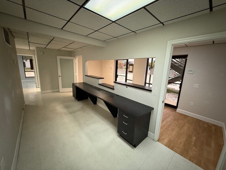 More Photos Of 47 W New Haven Ave, Melbourne Medical For Lease