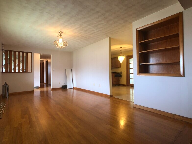 More Photos Of 1876 N Broad St, Fairborn Land For Sale