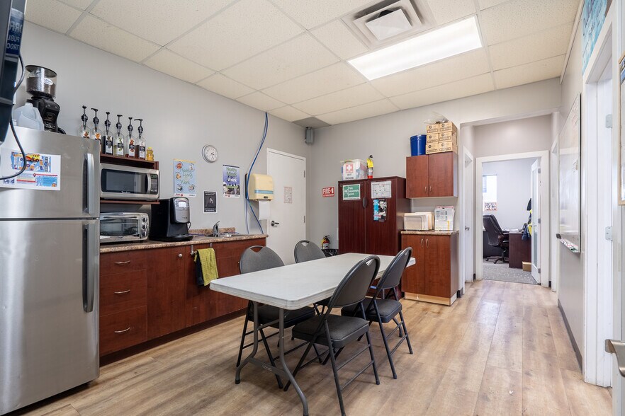 More Photos Of 2711 50 Av, Lloydminster Industrial For Sale