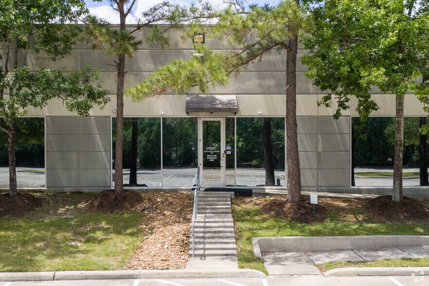 More Photos Of 2700 Research Forest Dr, The Woodlands Office For Lease