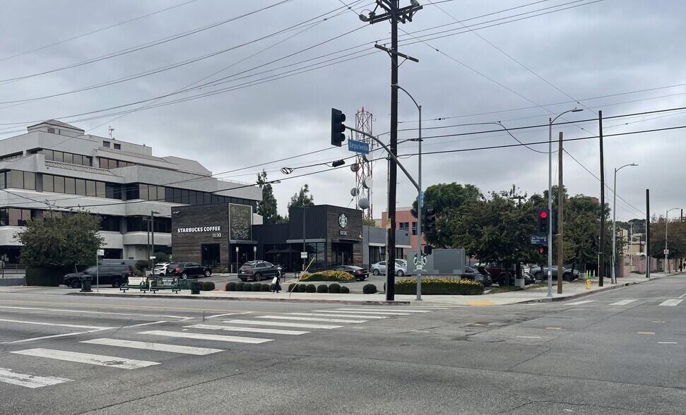 More Photos Of 11109 Sepulveda Blvd, Mission Hills General Retail For Sale