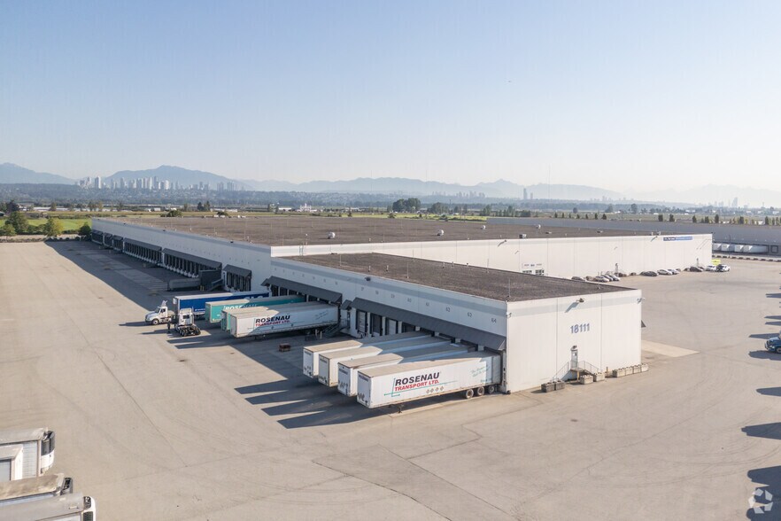 More Photos Of 18111 Blundell Rd, Richmond Distribution For Lease