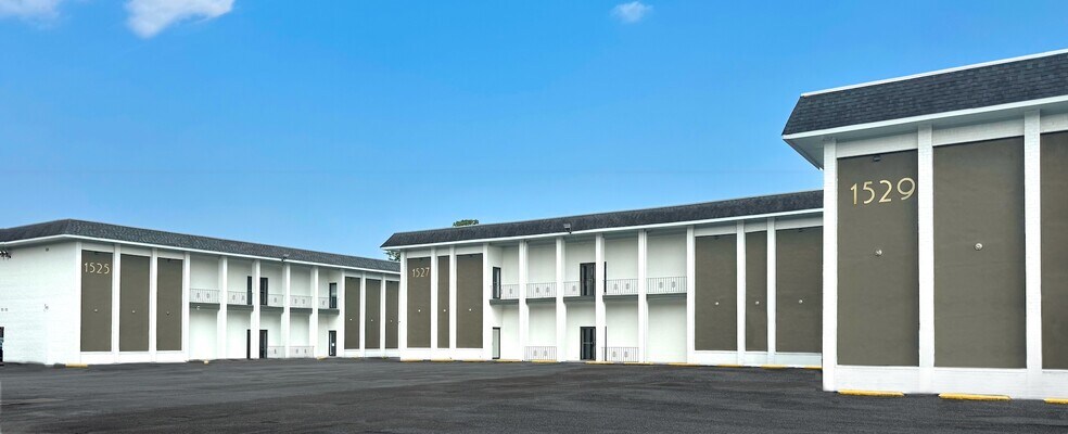 More Photos Of 1525 Sam Rittenberg Blvd, Charleston Unknown For Lease