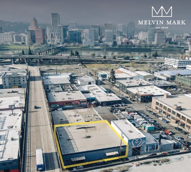 Primary Photo Of 221-239 SE Madison St, Portland Warehouse For Sale