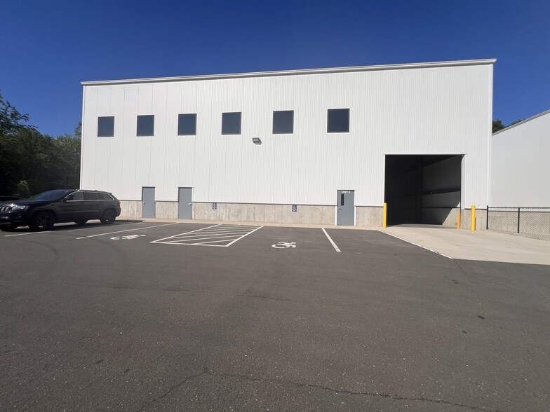 More Photos Of 17 Enterprise Dr, Monroe Manufacturing For Lease