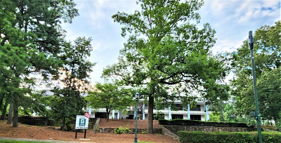 More Photos Of 6255 Barfield Rd NE, Atlanta Office For Lease