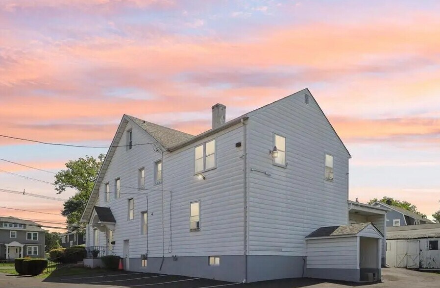 More Photos Of 700 S White Horse Pike, Audubon Specialty For Sale