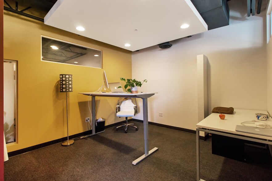 More Photos Of 3020 Carbon Pl, Boulder Office For Sale