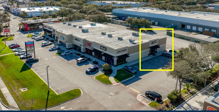 More Photos Of 9350 S Orange Blossom Trl, Orlando Unknown For Lease