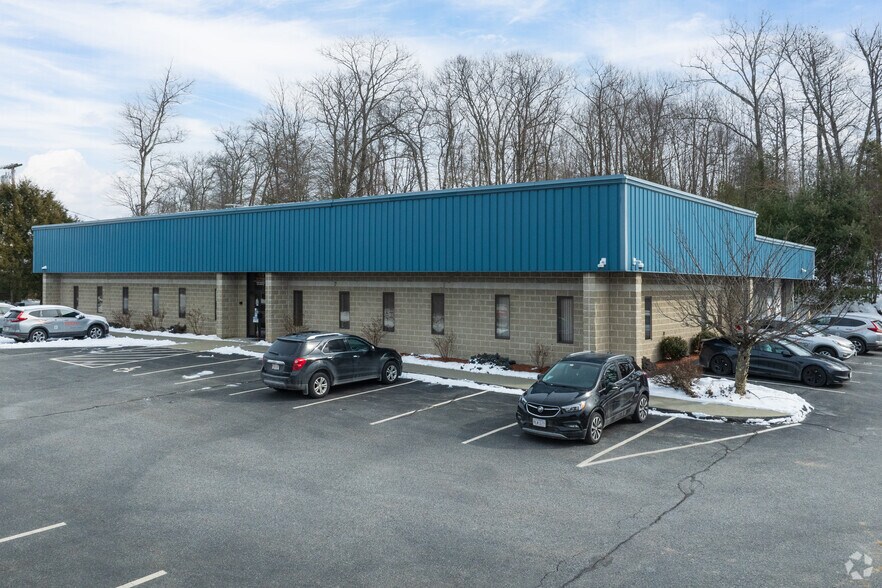 Primary Photo Of 1 Westec Dr, Auburn Light Manufacturing For Lease