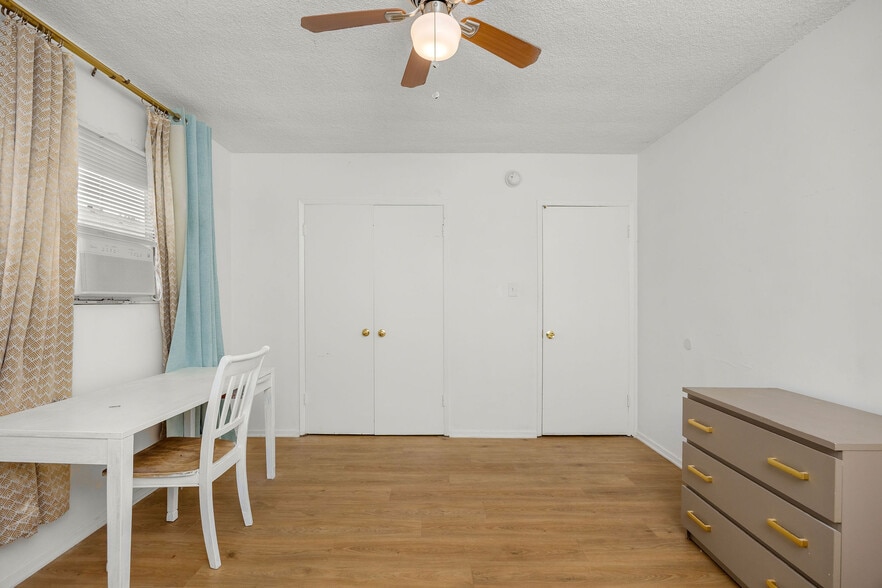 More Photos Of 3705 WESTWOOD BL, Los Angeles Apartments For Sale