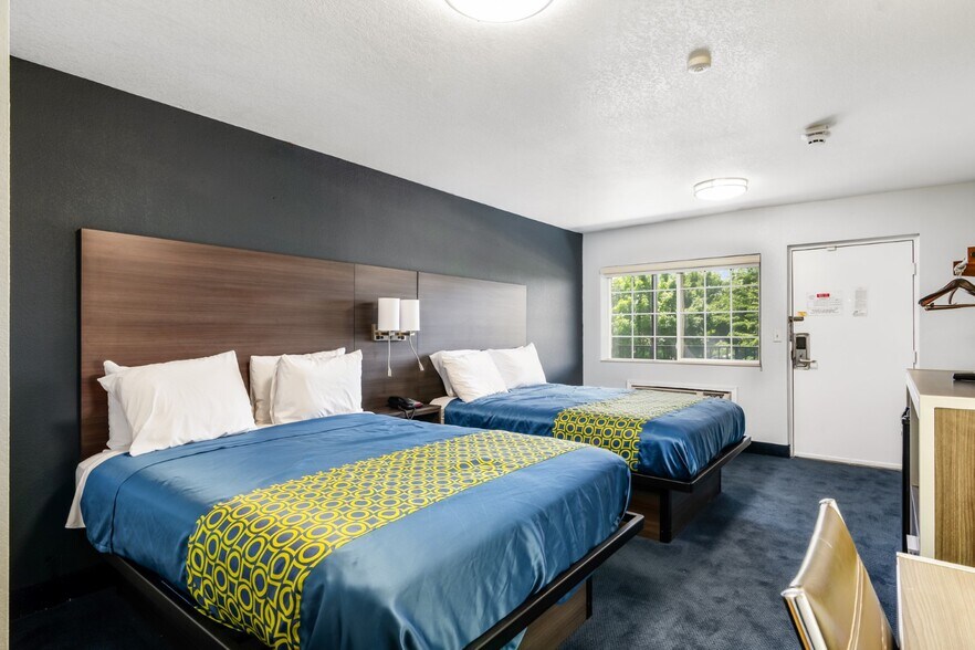 More Photos Of 4029 Marlane Dr, Grove City Hotel For Sale