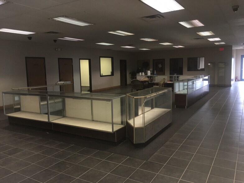 More Photos Of Thetford Dispensary, Cultivation, Processing, Clio Distribution For Sale