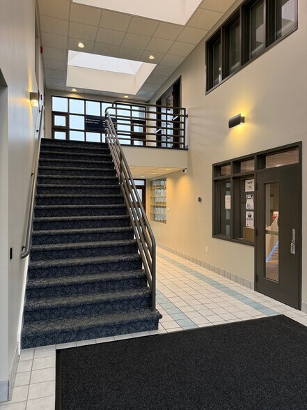 More Photos Of 303 Market St, Kingston Office For Lease