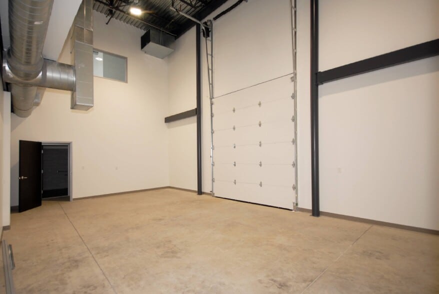 More Photos Of 4245 Marsh Ridge Rd, Carrollton Loft Creative Space For Sale