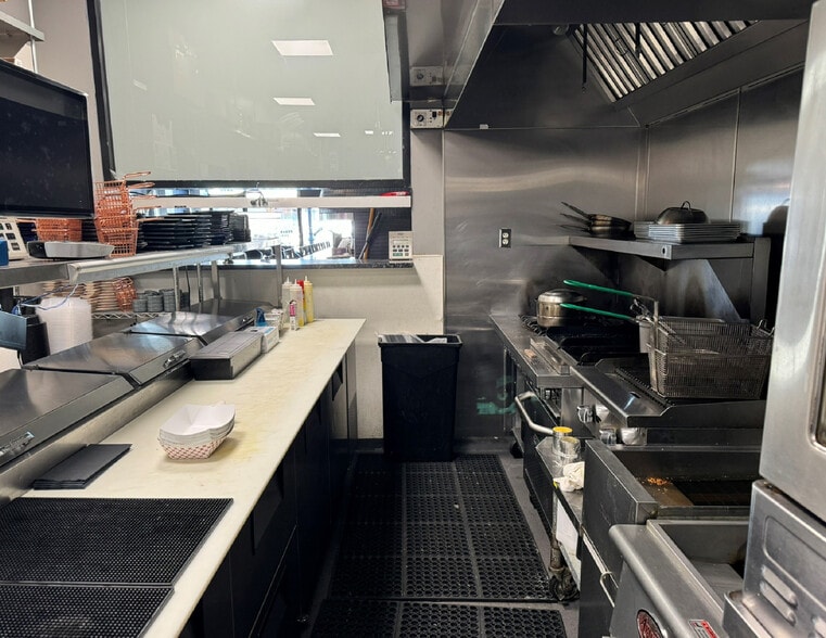 More Photos Of 8347 W Grand Ave, River Grove Restaurant For Sale