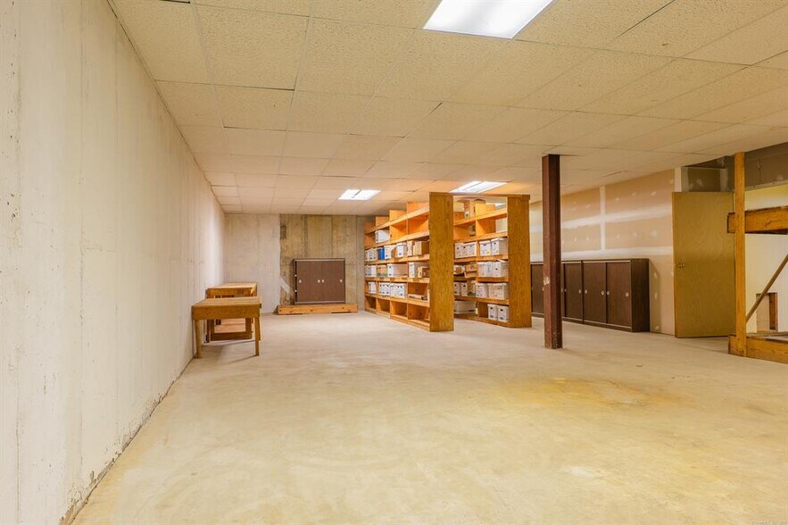 More Photos Of 8 Prospect St, Ridgefield Storefront Retail Office For Sale