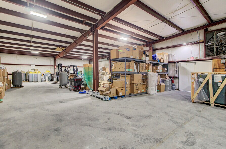 More Photos Of 3806-3816 Ladson Rd, Ladson Flex For Lease