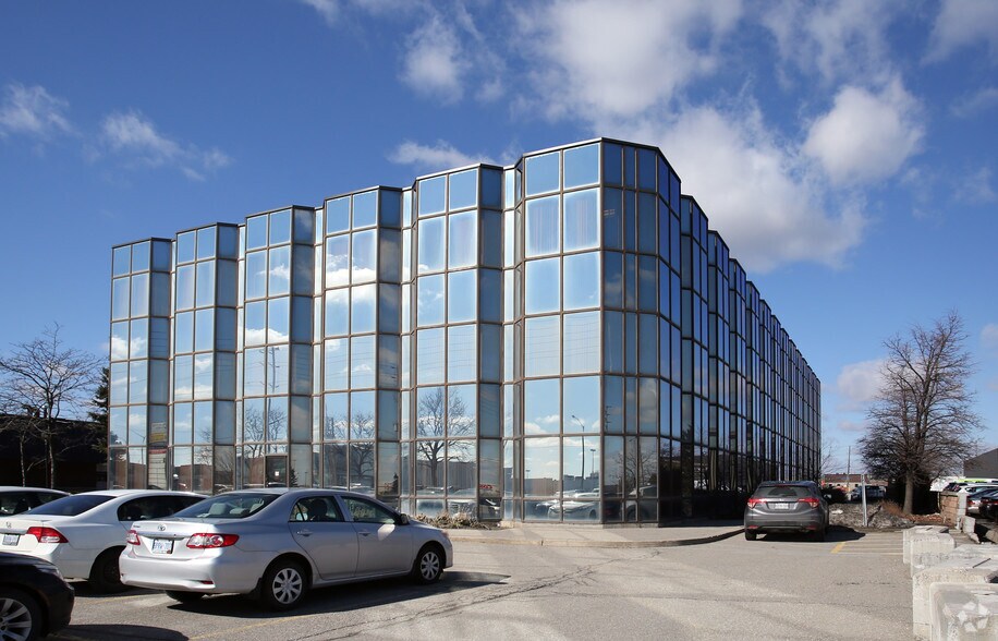 More Photos Of 350 Rutherford Rd S, Brampton Office For Lease