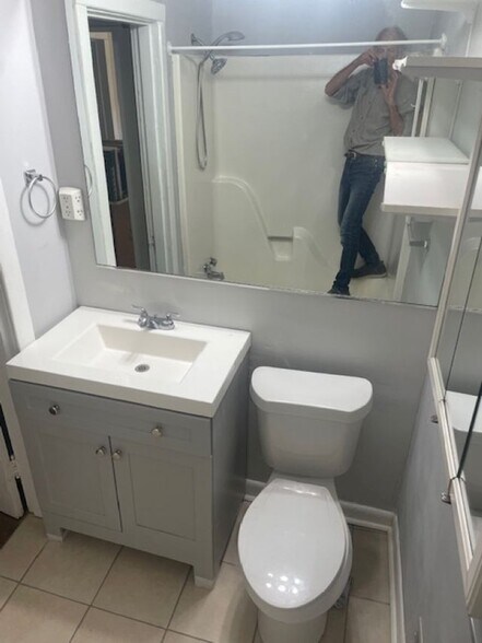More Photos Of 162 Clark Pl, Memphis Apartments For Sale