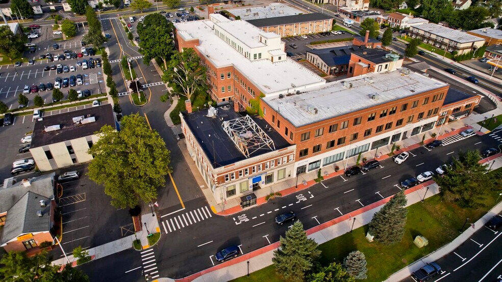 More Photos Of 85 Elm St, West Springfield Storefront Retail Office For Lease