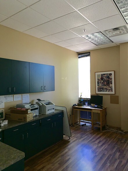 More Photos Of 16843 N 31st Ave, Phoenix Office For Lease