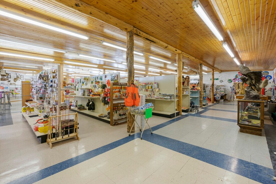 More Photos Of 10652 US Highway 189, Big Piney Freestanding For Sale