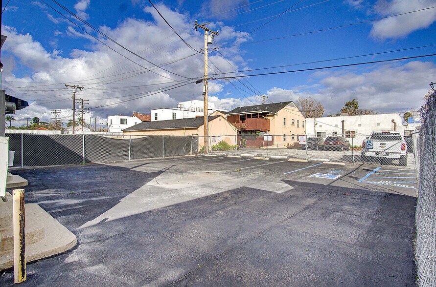 More Photos Of 1521 N Broadway, Santa Ana Medical For Sale