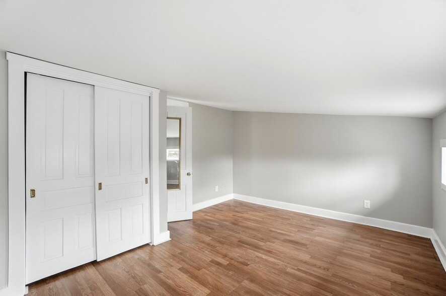 More Photos Of 428-430 Elizabeth St, Cincinnati Apartments For Sale