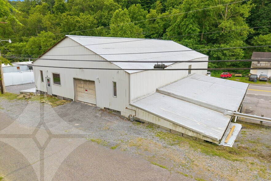 More Photos Of 622 Blue Horizon Dr, Morgantown Auto Repair For Sale