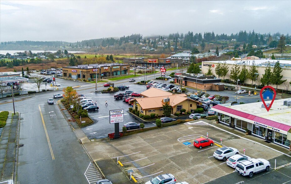 More Photos Of 1421 SW Barlow St, Oak Harbor General Retail For Sale