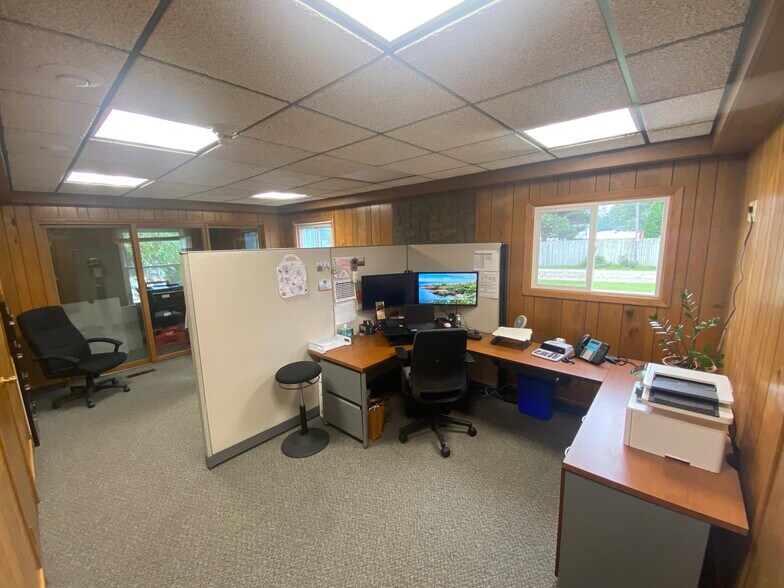 More Photos Of 6133 Aurelius Rd, Lansing Industrial For Sale