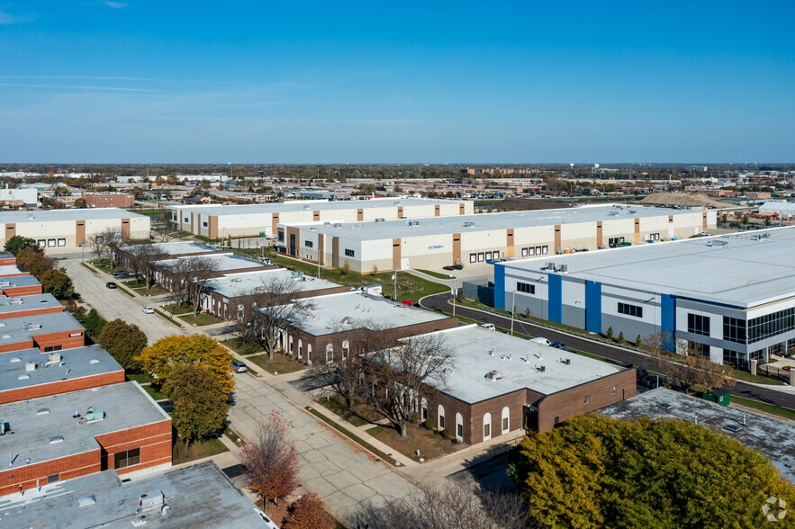 More Photos Of 187-191 Stanley St, Elk Grove Village Warehouse For Lease