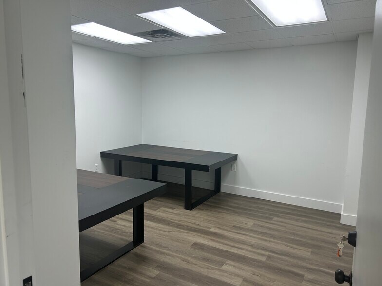 More Photos Of 9580 Madison Blvd, Madison Light Distribution For Lease