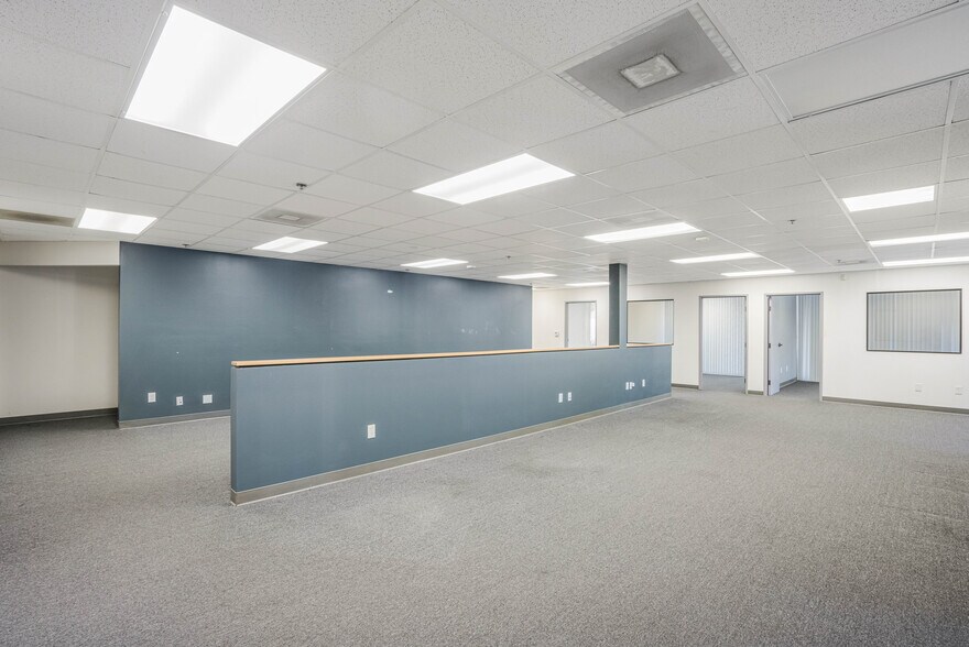 More Photos Of 1891 Goodyear Ave, Ventura Industrial For Sale