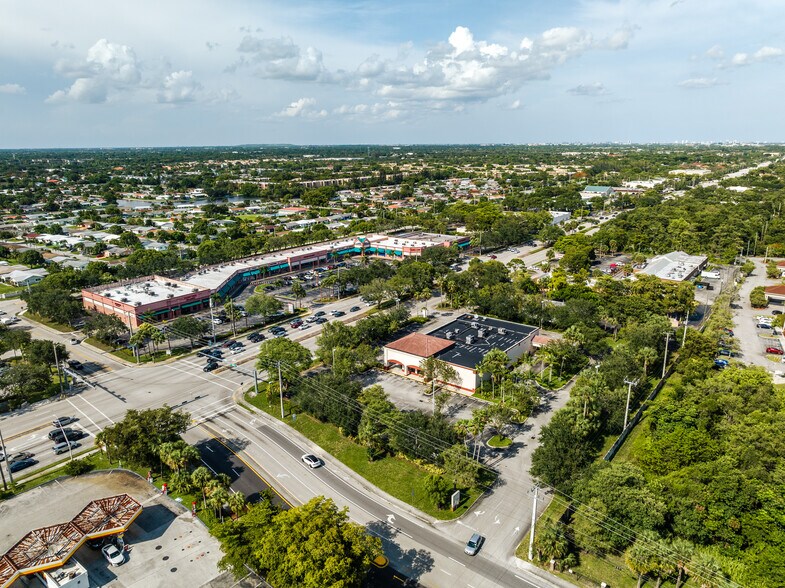 More Photos Of 6980 W Commercial Blvd, Lauderhill Drugstore For Sale