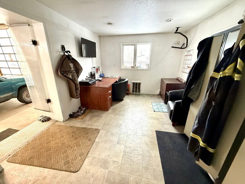 More Photos Of 28045 Township Road 384, Red Deer County Industrial For Sale