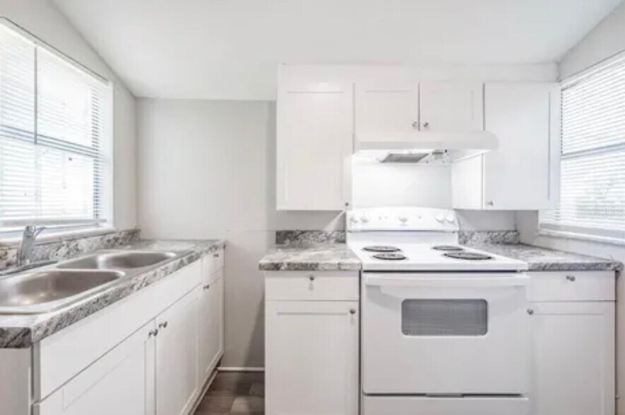 More Photos Of 4209 N 14th St, Tampa Multifamily For Sale