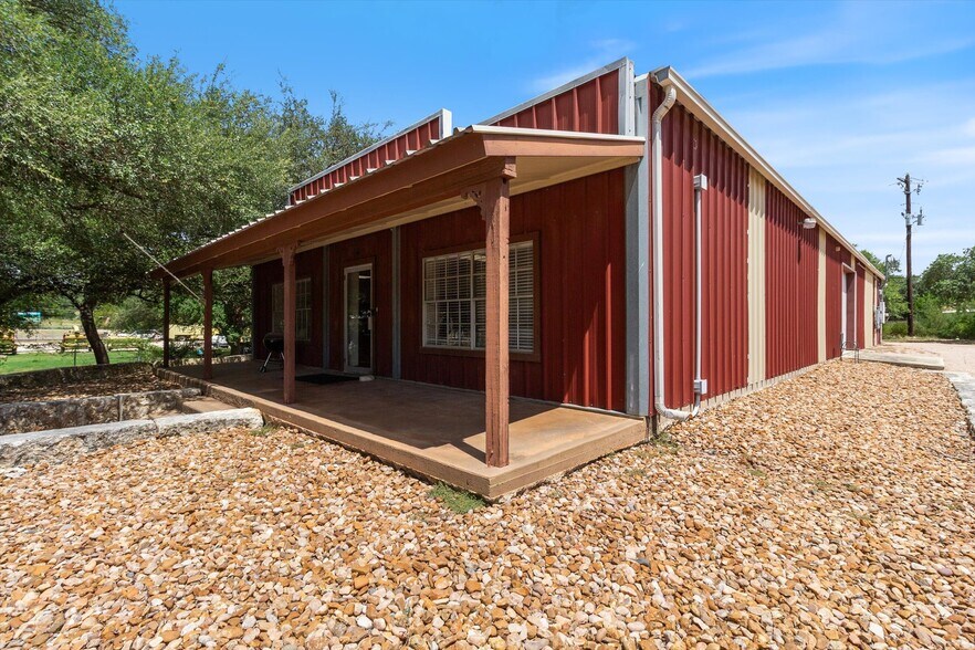 More Photos Of 2108 Ranch Road 12, San Marcos General Retail For Sale